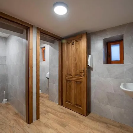 Horska Bouda Krakonos Dağ evi *